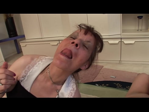 ❤️ Twee oma's en een opa hebben een triootje ❤❌ Sex video at nl.virtsextor.ru ❌️ ❌️❤