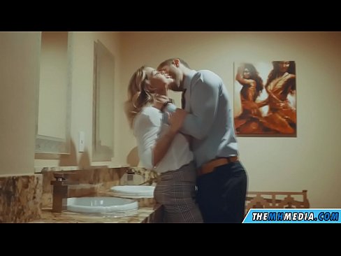 ❤️ Wanneer een rondborstige blondine je verleidt in een openbaar toilet ❤❌ Sex video at nl.virtsextor.ru ❌️ ❌️❤
